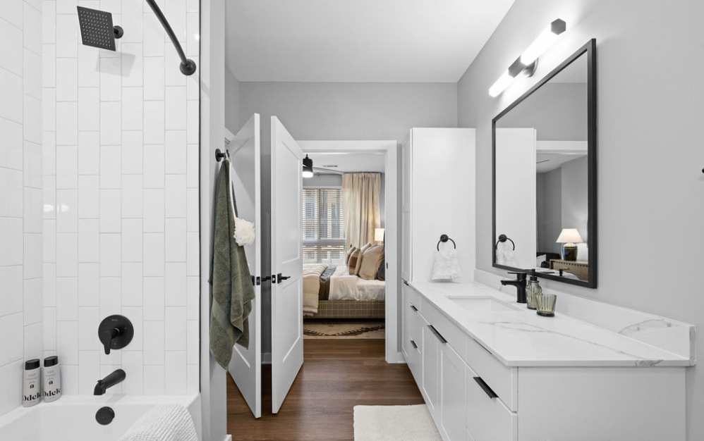 B2 - 2 bedroom floorplan layout with 2 bathrooms and 1115 - 1212 square feet